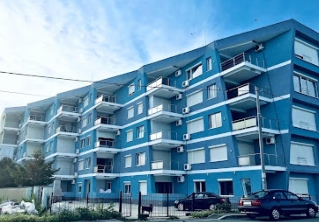 Apartament Bety Sea Front Apartment คอสติเนช ภายนอก รูปภาพ